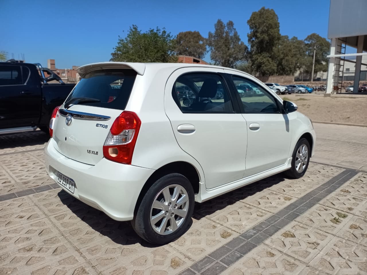 TOYOTA ETIOS XLS 1.5 6M/T L/18 5P