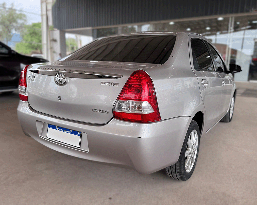 TOYOTA ETIOS XLS  1.5 6M7T 4P