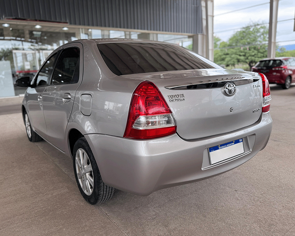 TOYOTA ETIOS XLS  1.5 6M7T 4P